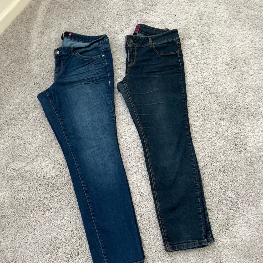 Torid Skinny Jeans! 2 pairs for $40 Just worn a few times! Comfy/stretchy!! Sz20